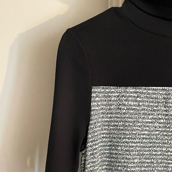 Féraud Mid Sleeve Turtle Neck Print Dress Knee-Length - Picture 9 of 13